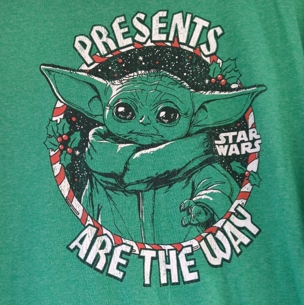 Men's Star Wars Baby Yoda Grogu Christmas Green T Shirt Size XL